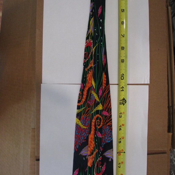 100% Silk Men's Tie by Rosetti Aquarium Theme 1F - Picture 5 of 7